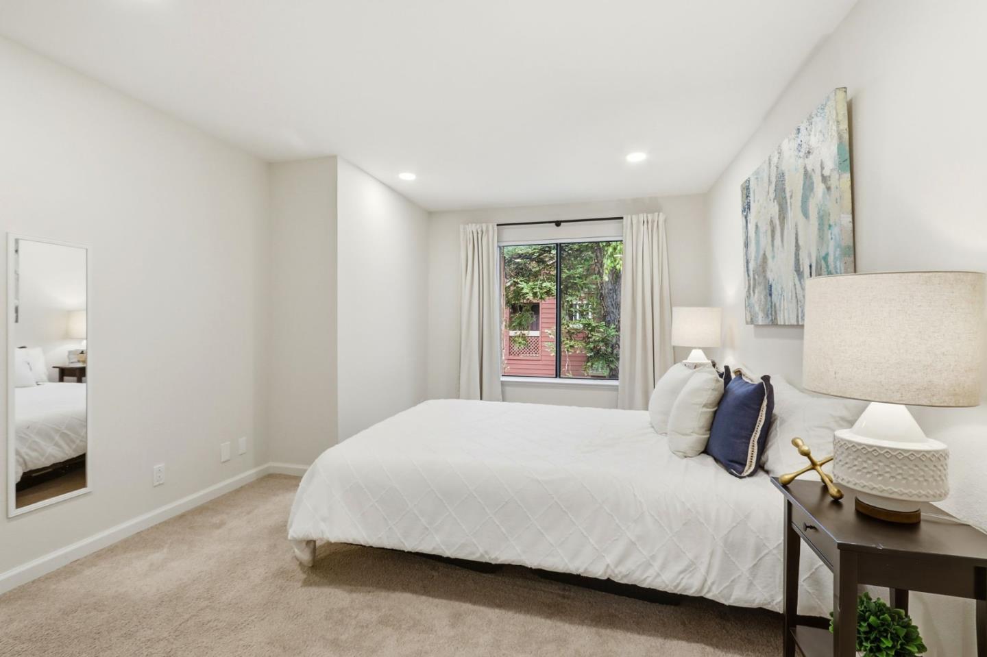 Detail Gallery Image 15 of 35 For 850 Catkin Ct, San Jose,  CA 95128 - 2 Beds | 2 Baths