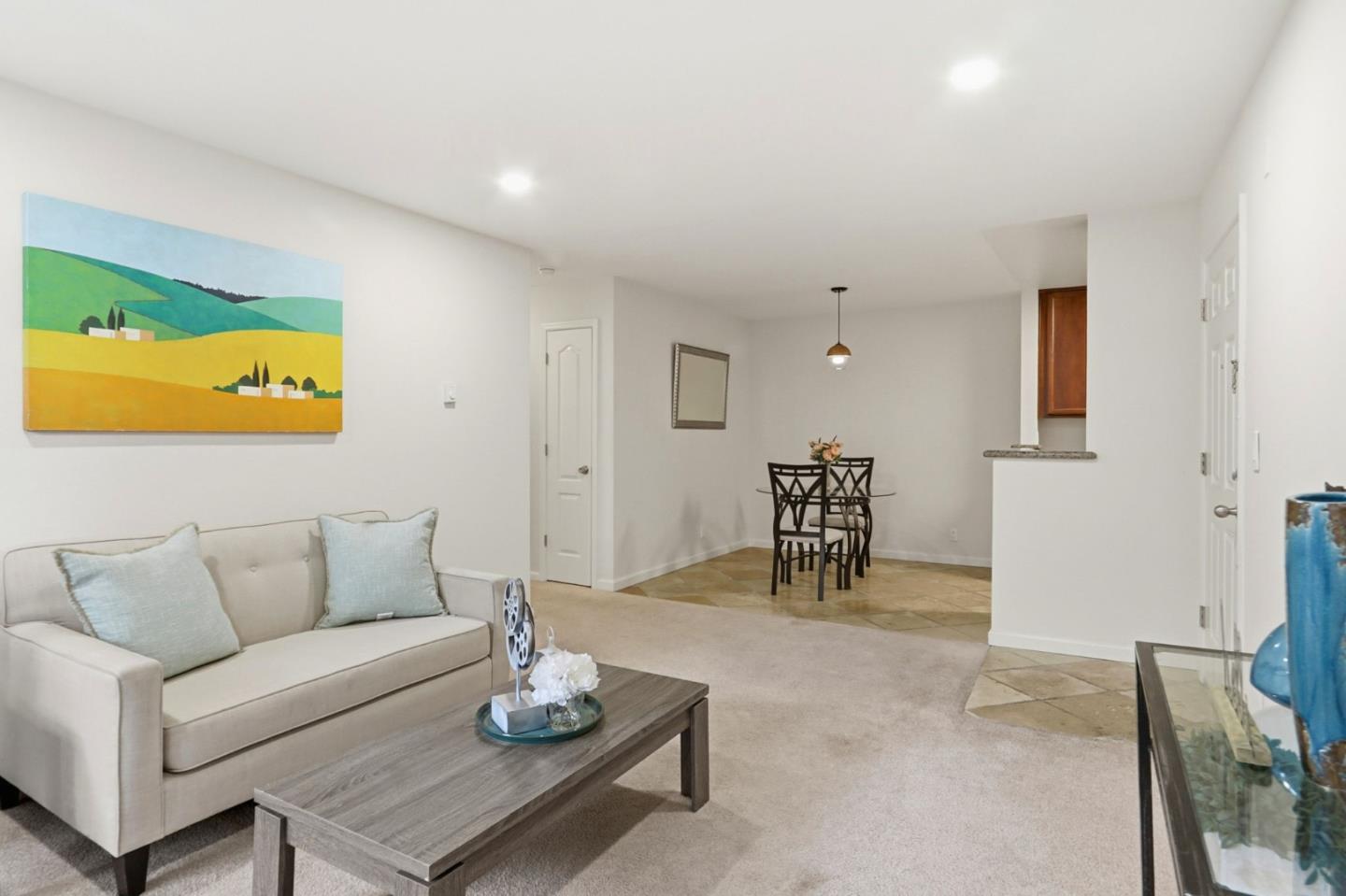 Detail Gallery Image 6 of 35 For 850 Catkin Ct, San Jose,  CA 95128 - 2 Beds | 2 Baths