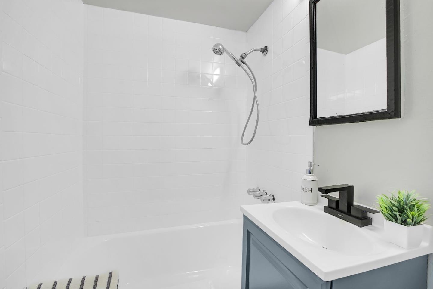 Detail Gallery Image 19 of 40 For 319 S 37th St, Richmond,  CA 94804 - 4 Beds | 2 Baths