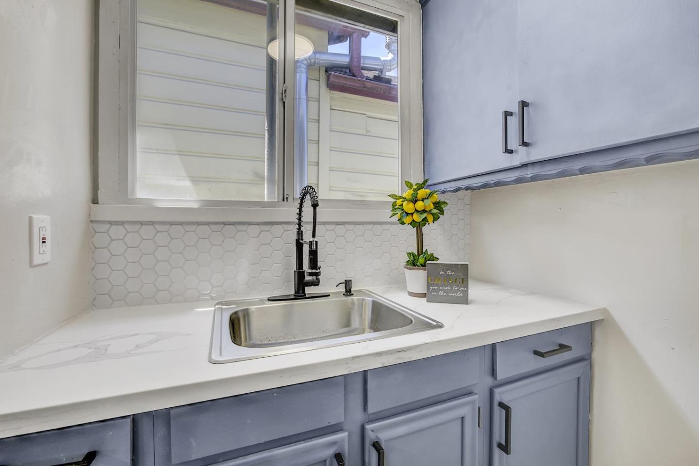 Detail Gallery Image 36 of 40 For 319 S 37th St, Richmond,  CA 94804 - 4 Beds | 2 Baths