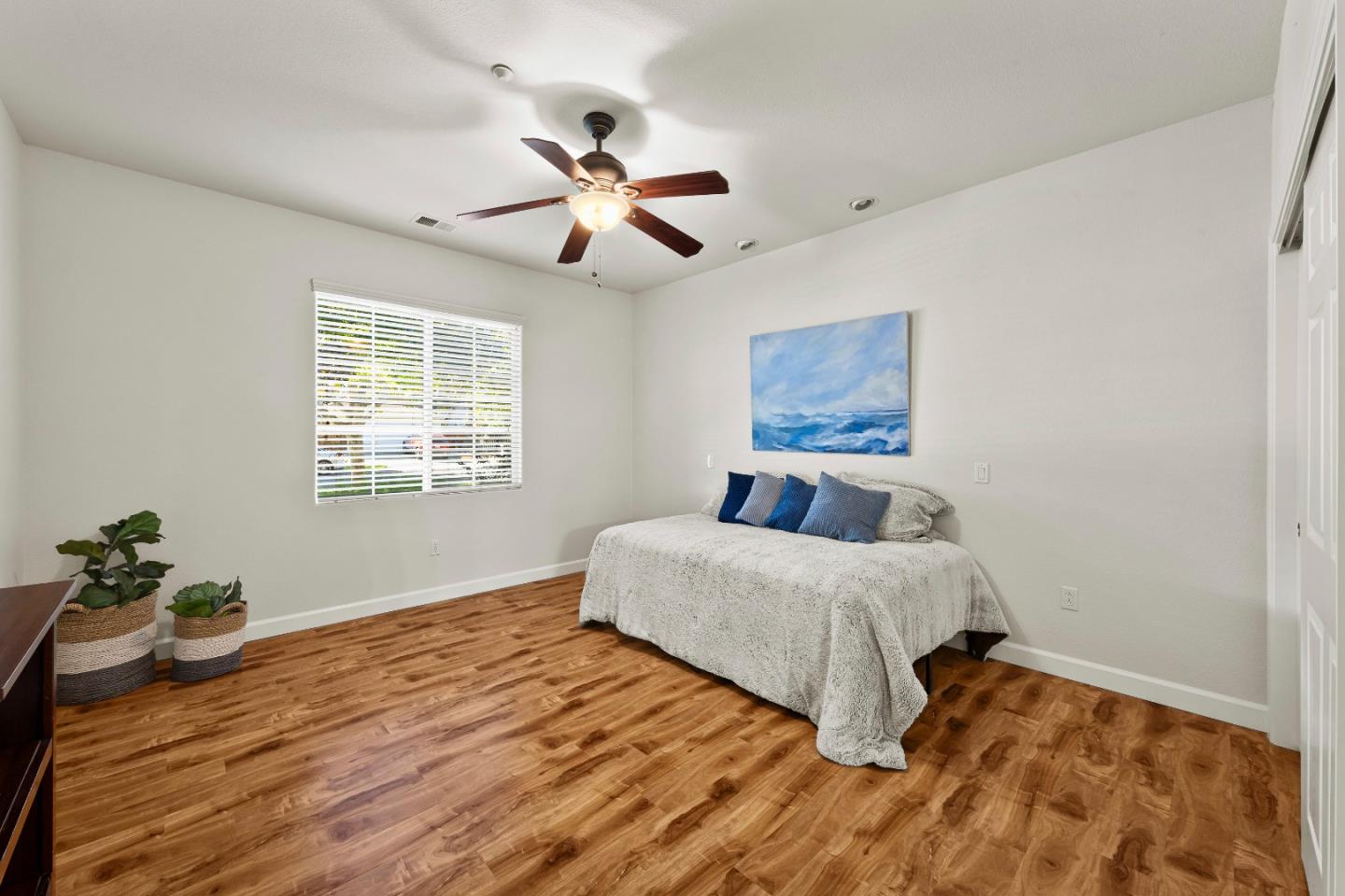 Detail Gallery Image 15 of 26 For 1355 Cypress Ct, Gilroy,  CA 95020 - 2 Beds | 2 Baths