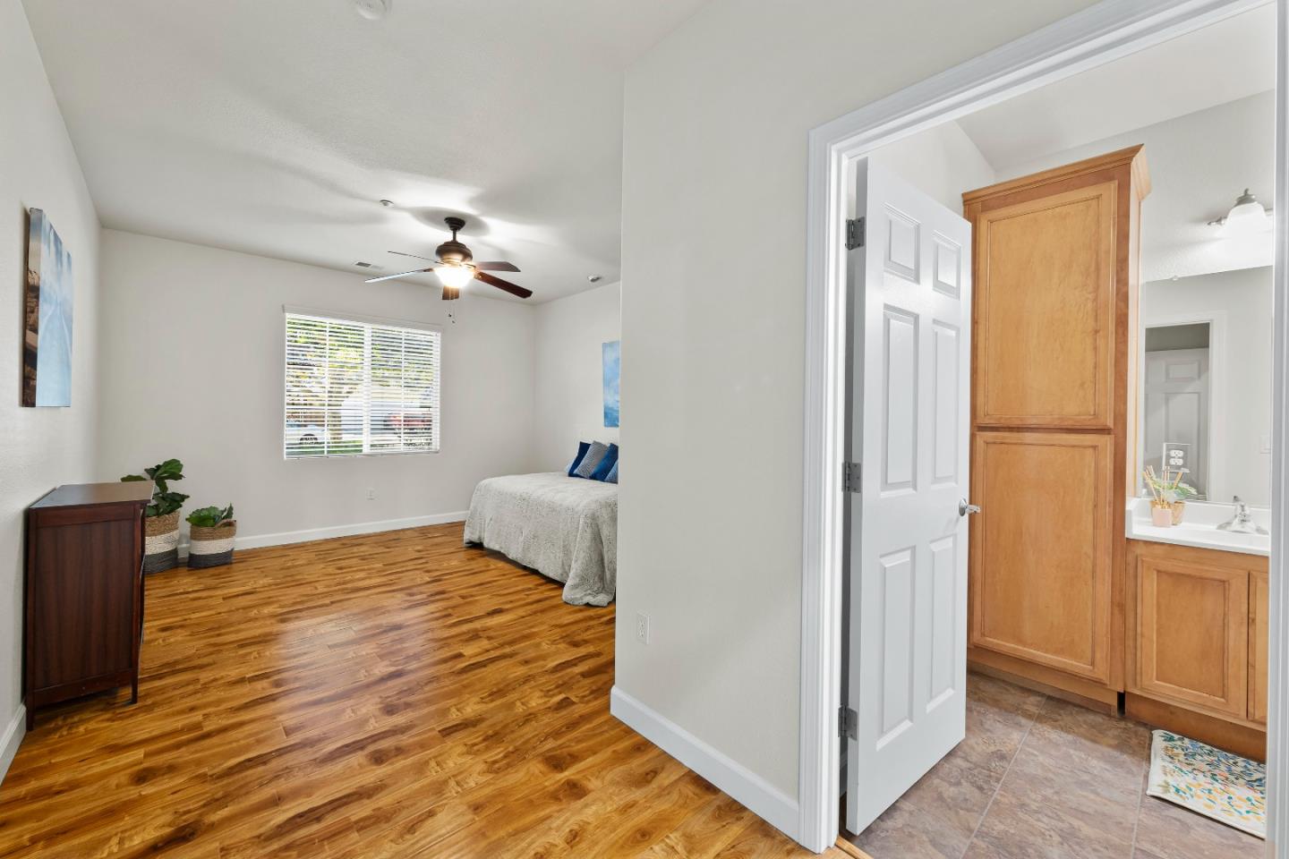 Detail Gallery Image 17 of 26 For 1355 Cypress Ct, Gilroy,  CA 95020 - 2 Beds | 2 Baths