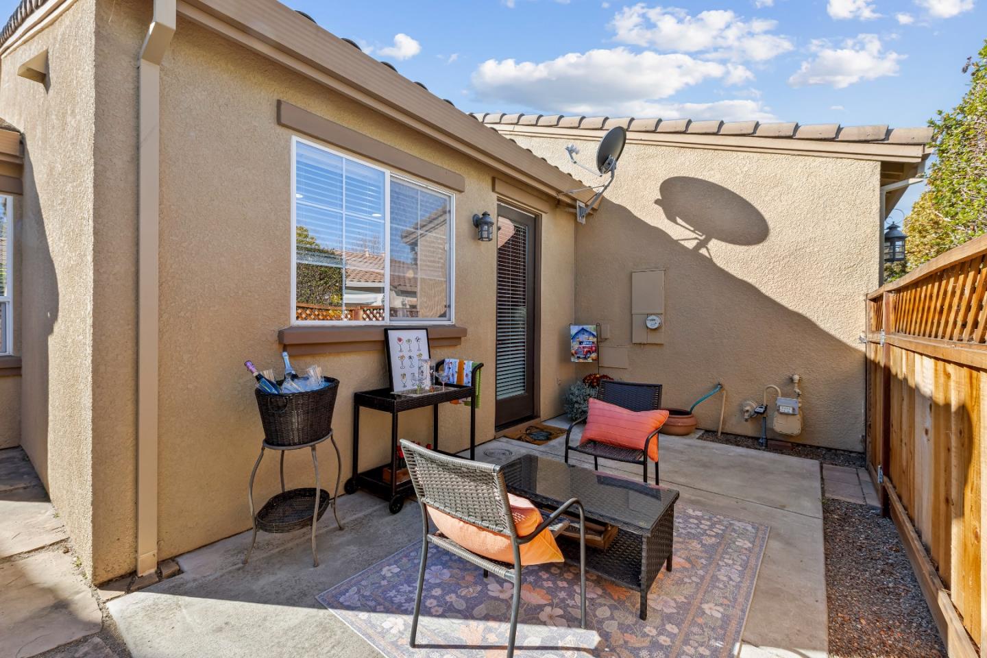 Detail Gallery Image 22 of 26 For 1355 Cypress Ct, Gilroy,  CA 95020 - 2 Beds | 2 Baths