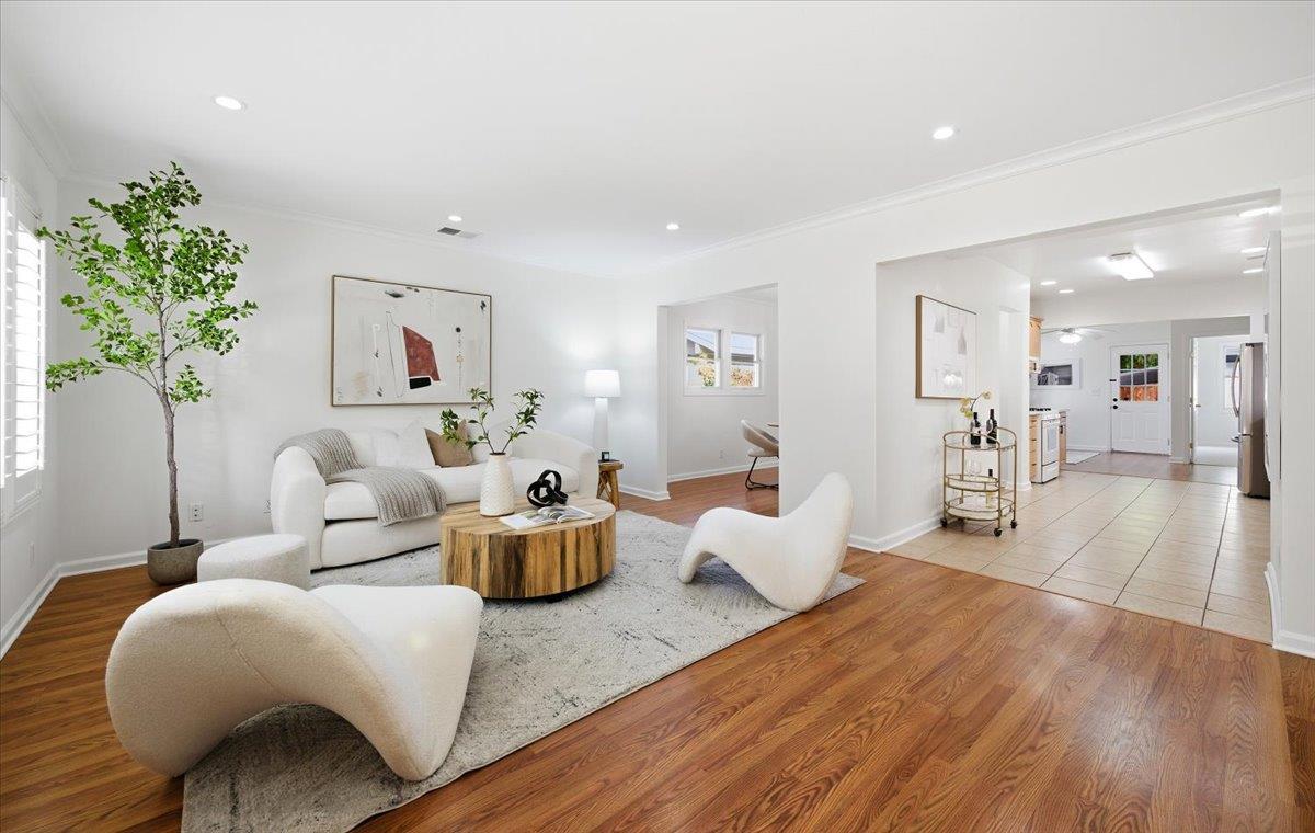 Detail Gallery Image 5 of 28 For 1864 Park Ave, San Jose,  CA 95126 - 3 Beds | 2 Baths