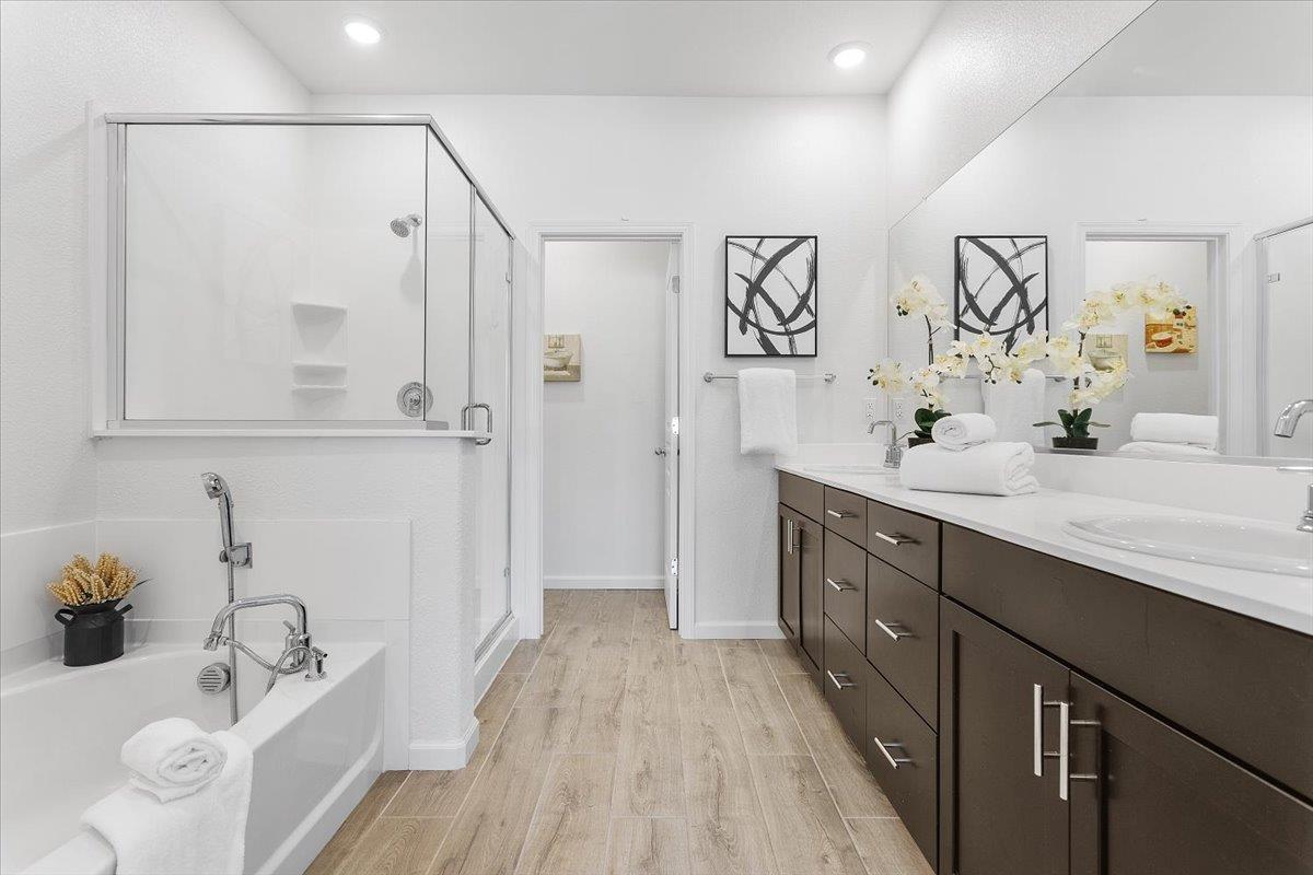 Detail Gallery Image 18 of 34 For 25218 Parklane Dr, Hayward,  CA 94544 - 4 Beds | 3/1 Baths