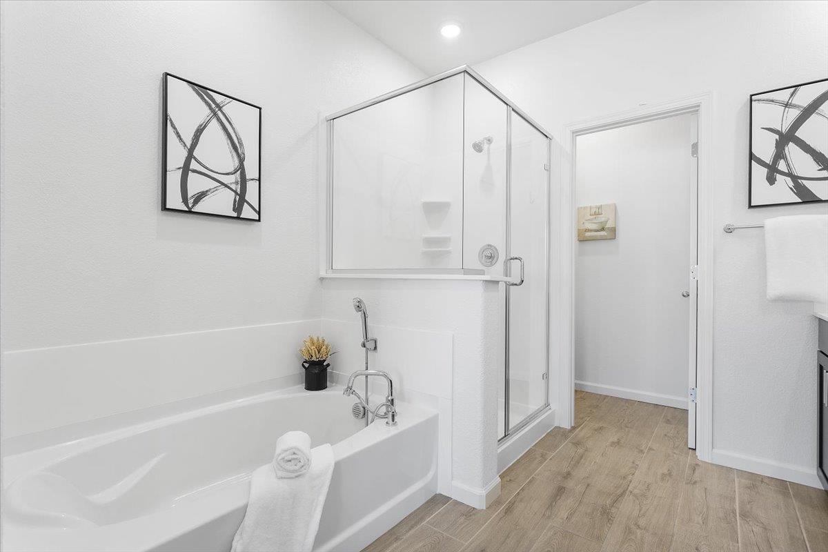 Detail Gallery Image 19 of 34 For 25218 Parklane Dr, Hayward,  CA 94544 - 4 Beds | 3/1 Baths