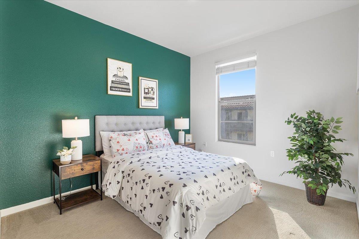 Detail Gallery Image 21 of 34 For 25218 Parklane Dr, Hayward,  CA 94544 - 4 Beds | 3/1 Baths