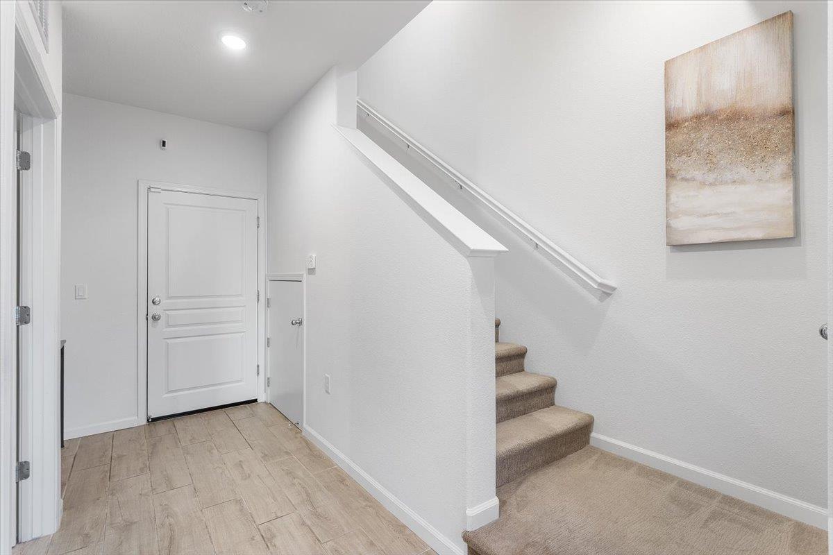 Detail Gallery Image 29 of 34 For 25218 Parklane Dr, Hayward,  CA 94544 - 4 Beds | 3/1 Baths