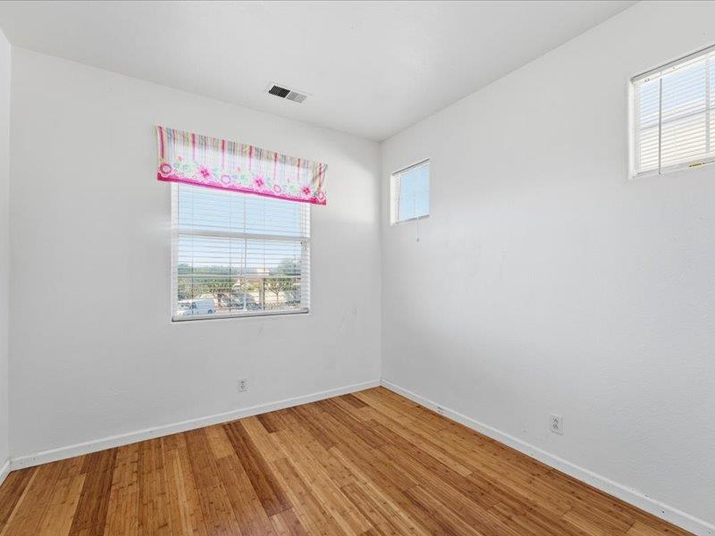 Detail Gallery Image 7 of 31 For 729 Vista Montana Dr, Watsonville,  CA 95076 - 4 Beds | 3 Baths