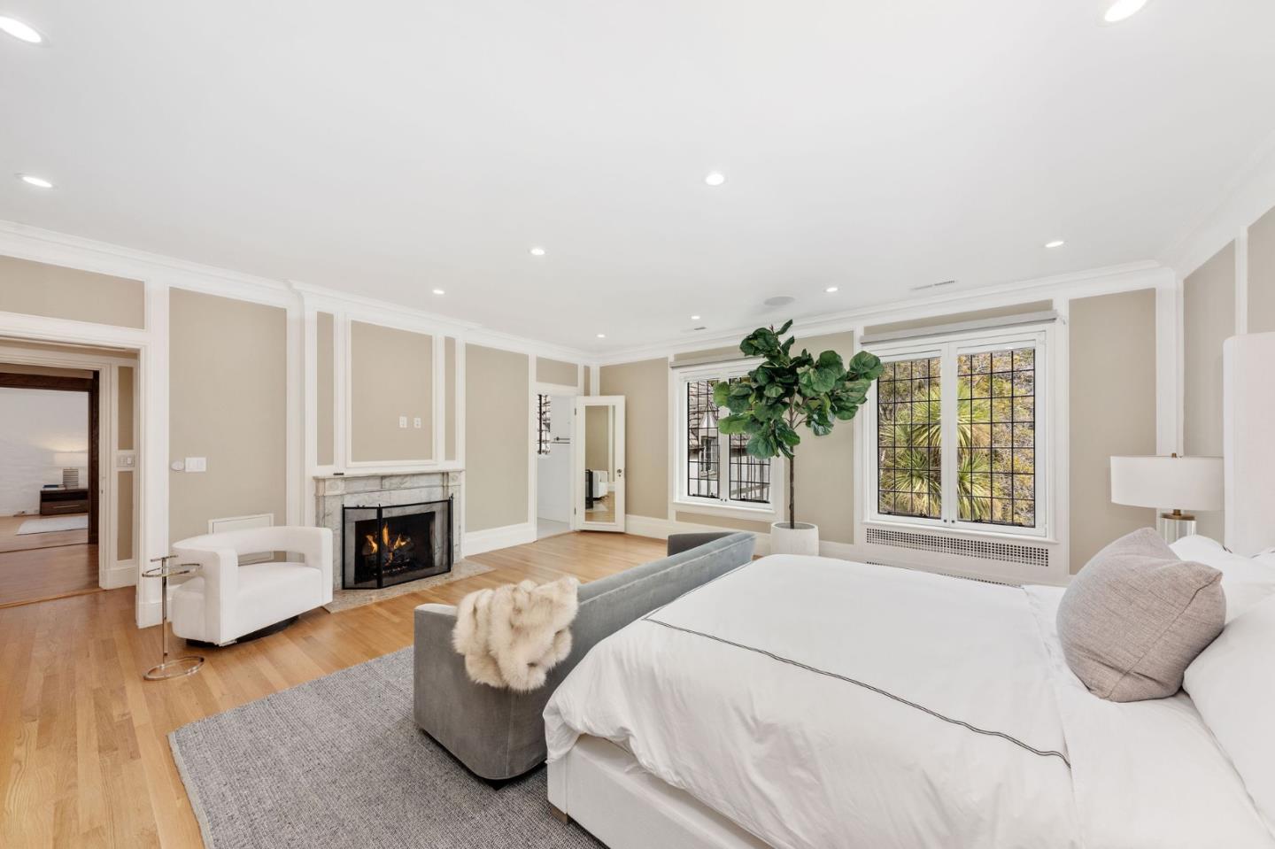 Detail Gallery Image 23 of 59 For 85 Fagan Dr, Hillsborough,  CA 94010 - 9 Beds | 8/1 Baths