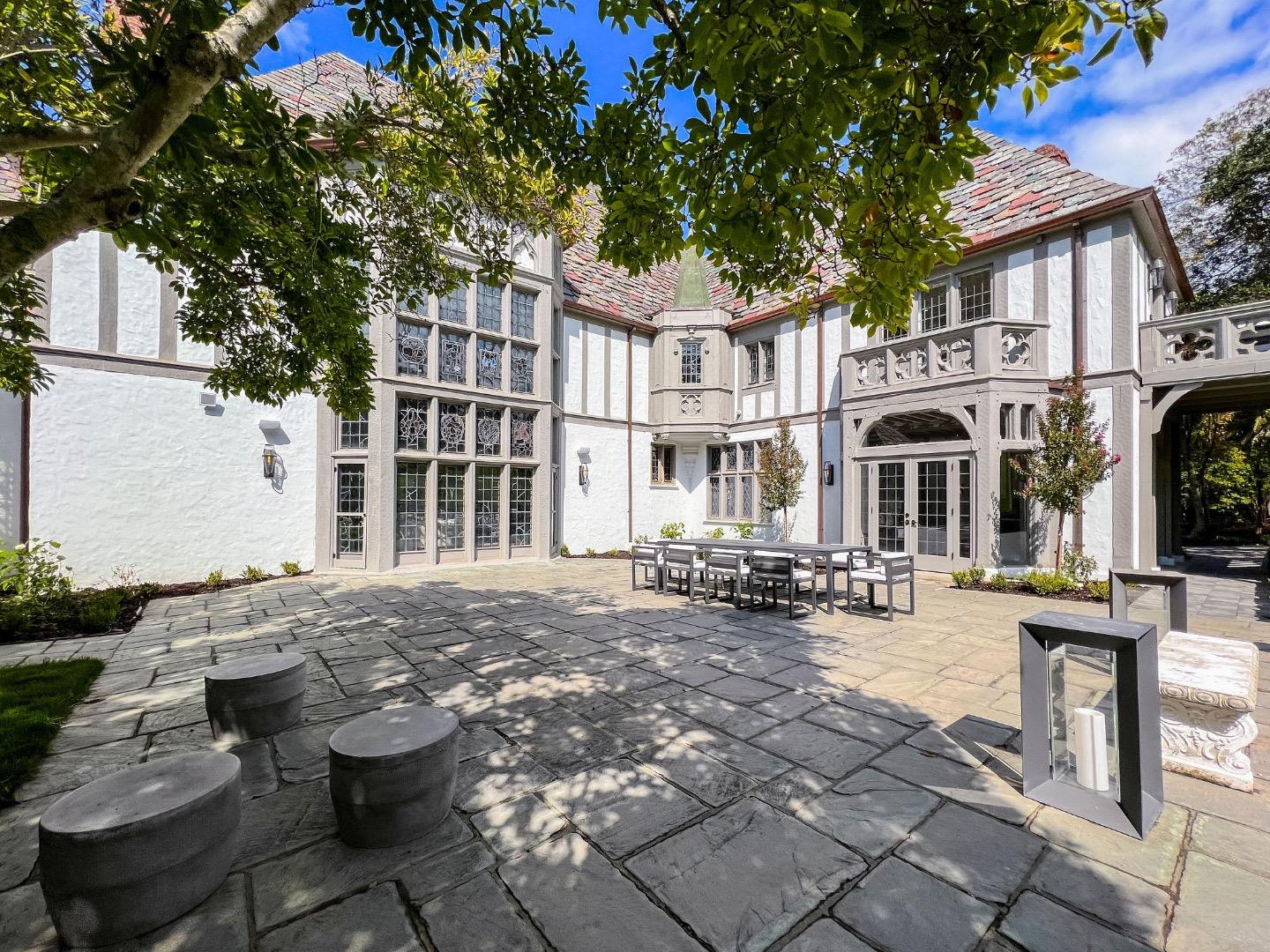 Detail Gallery Image 48 of 59 For 85 Fagan Dr, Hillsborough,  CA 94010 - 9 Beds | 8/1 Baths