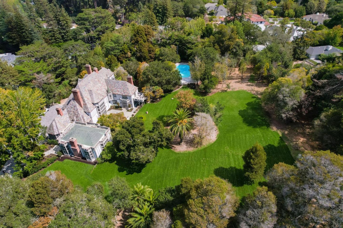 Detail Gallery Image 58 of 59 For 85 Fagan Dr, Hillsborough,  CA 94010 - 9 Beds | 8/1 Baths