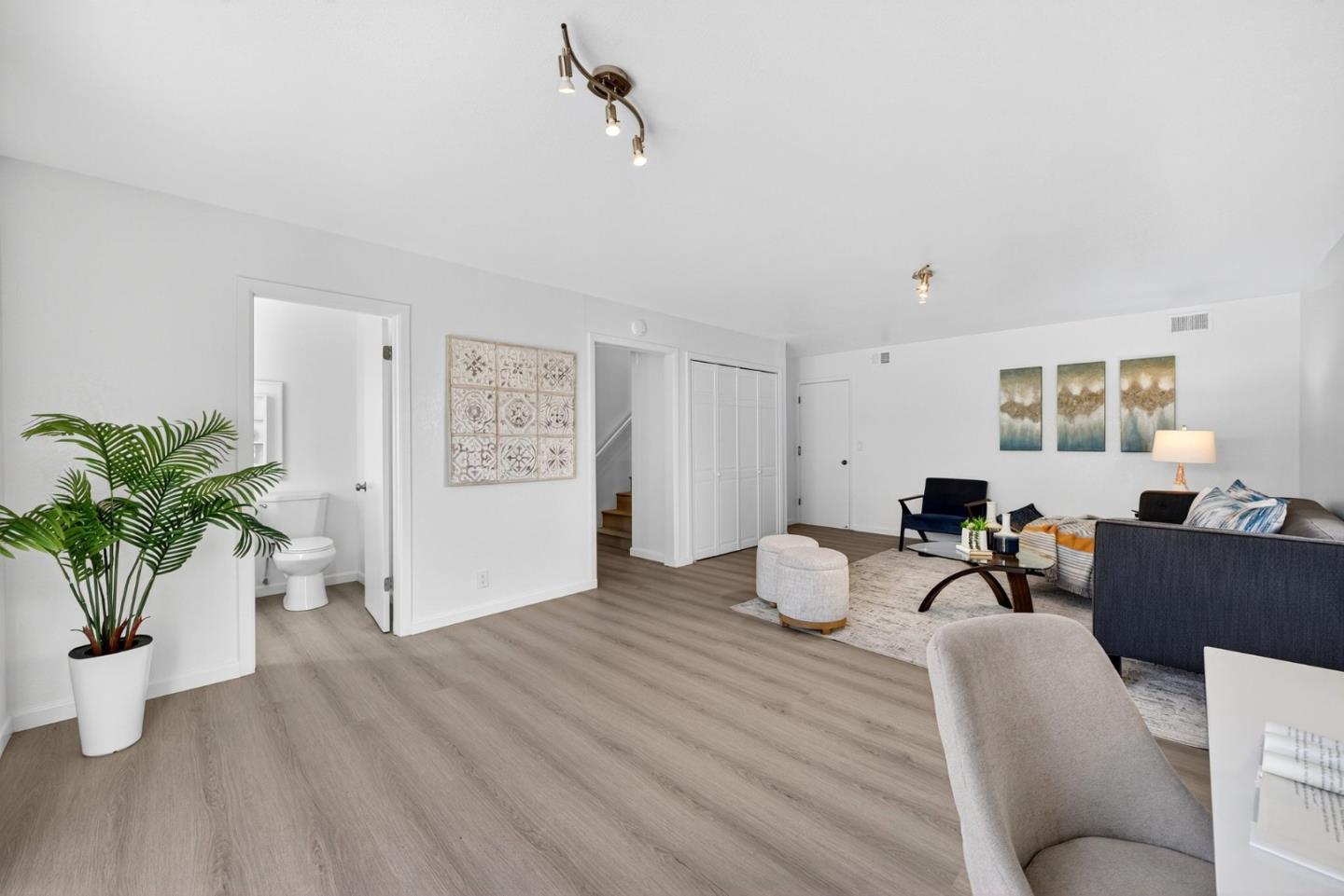 Detail Gallery Image 22 of 67 For 18848 Eisenhower St, Salinas,  CA 93906 - – Beds | – Baths