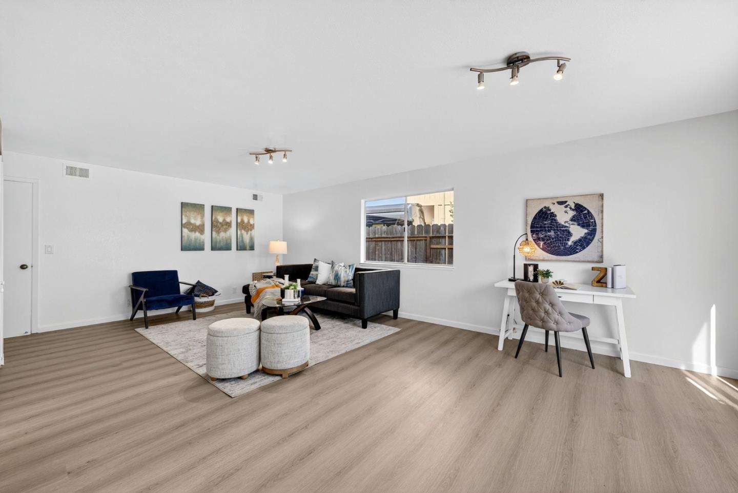 Detail Gallery Image 23 of 67 For 18848 Eisenhower St, Salinas,  CA 93906 - – Beds | – Baths