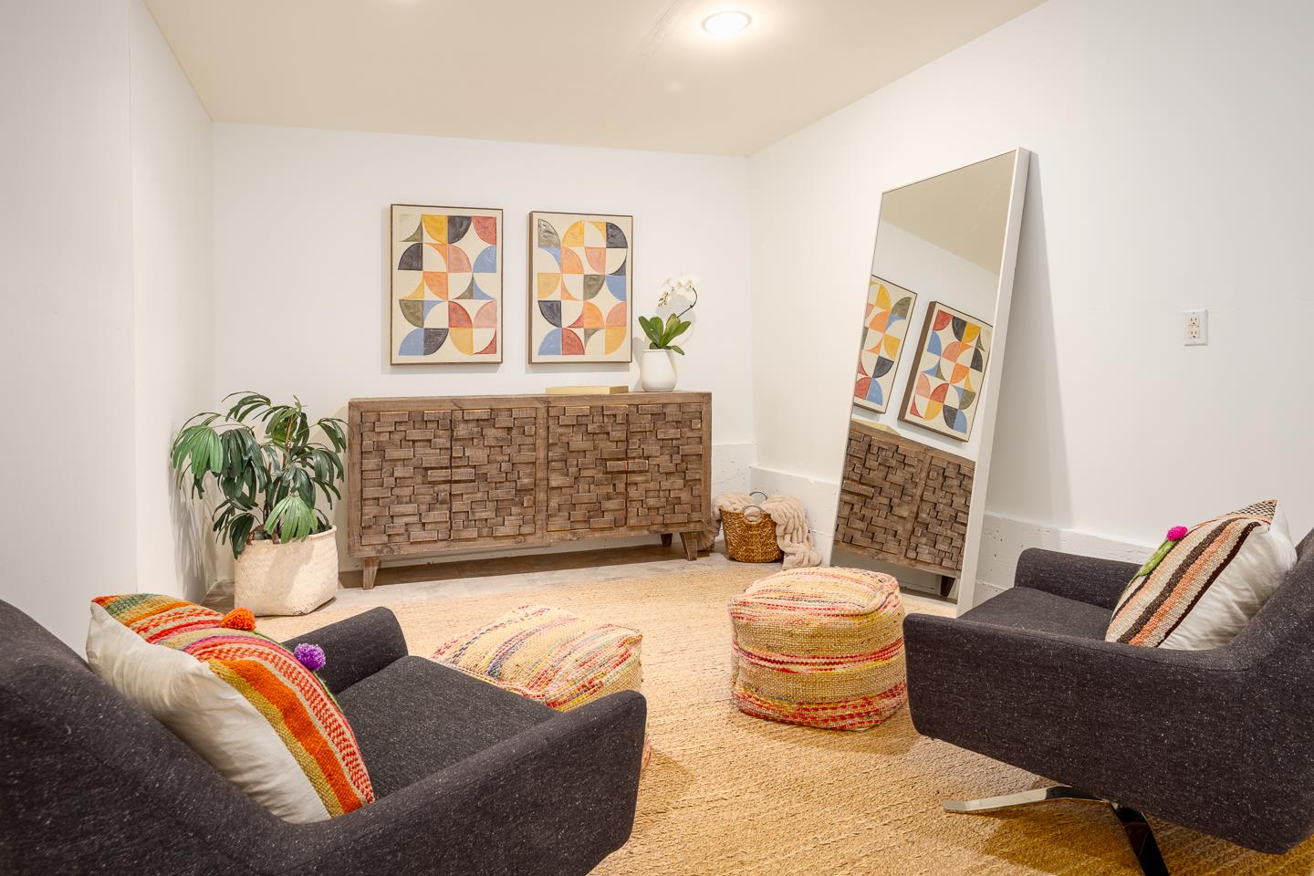 Detail Gallery Image 8 of 17 For 530 Live Oak Ln, Redwood City,  CA 94062 - 3 Beds | 2/1 Baths