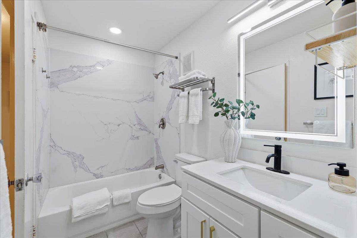 Detail Gallery Image 22 of 37 For 490 Auburn Way #4,  San Jose,  CA 95129 - 2 Beds | 1 Baths