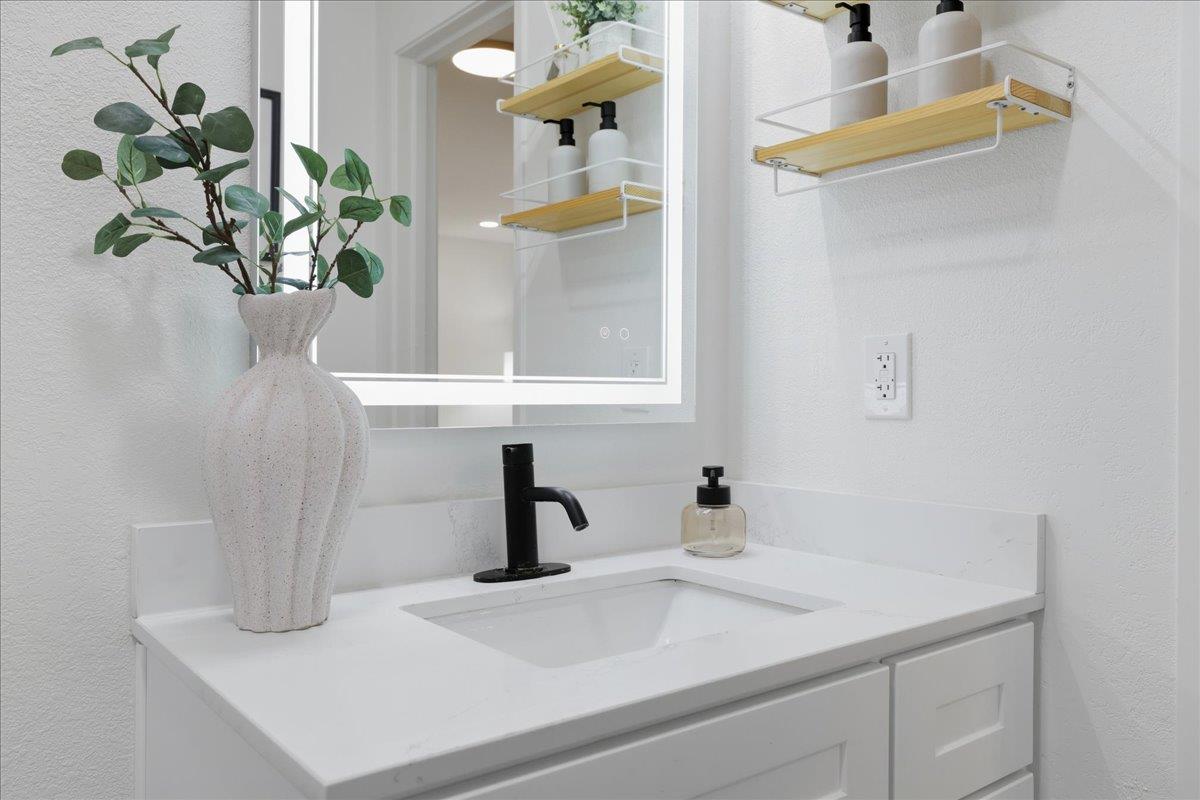 Detail Gallery Image 23 of 37 For 490 Auburn Way #4,  San Jose,  CA 95129 - 2 Beds | 1 Baths