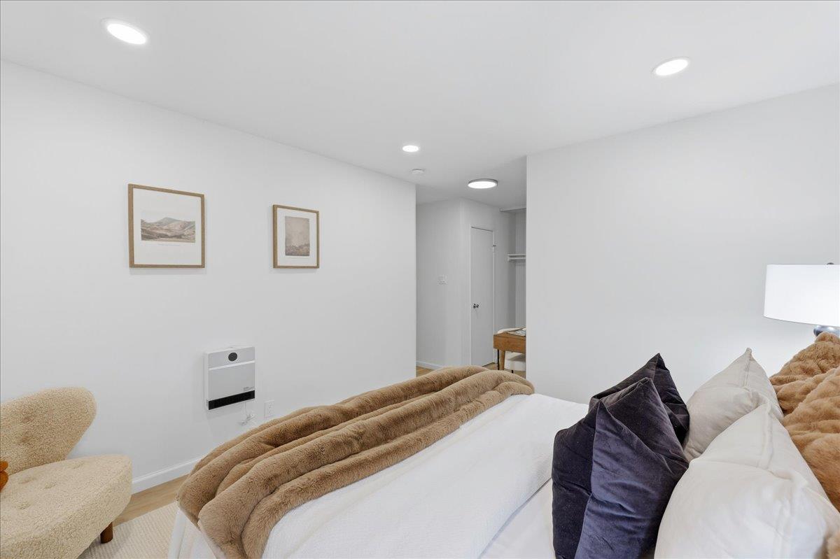 Detail Gallery Image 25 of 37 For 490 Auburn Way #4,  San Jose,  CA 95129 - 2 Beds | 1 Baths