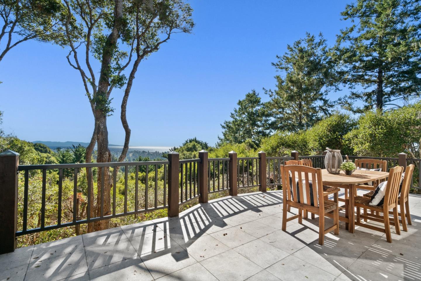 Detail Gallery Image 5 of 59 For 625 Quail Run, Aptos,  CA 95003 - 3 Beds | 3/1 Baths