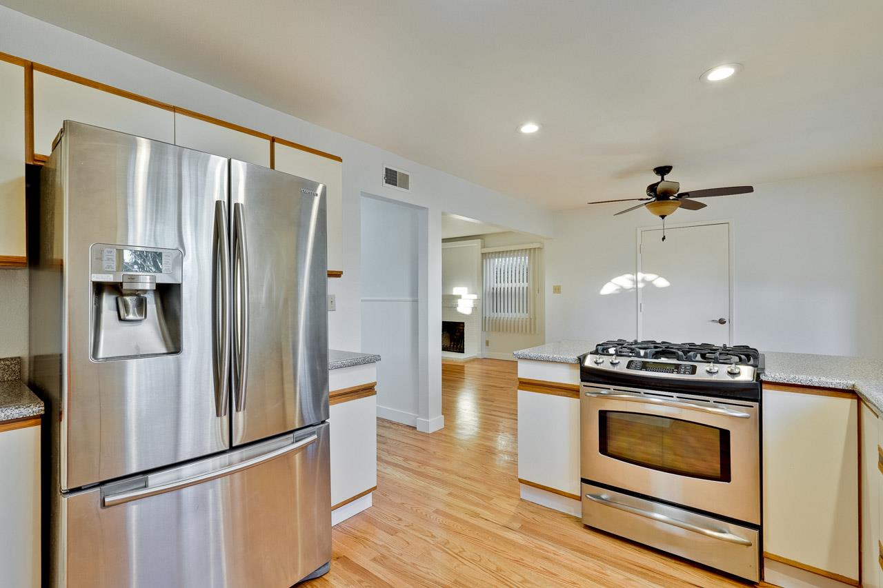 Detail Gallery Image 19 of 57 For 41342 Joyce Ave, Fremont,  CA 94539 - 4 Beds | 2 Baths