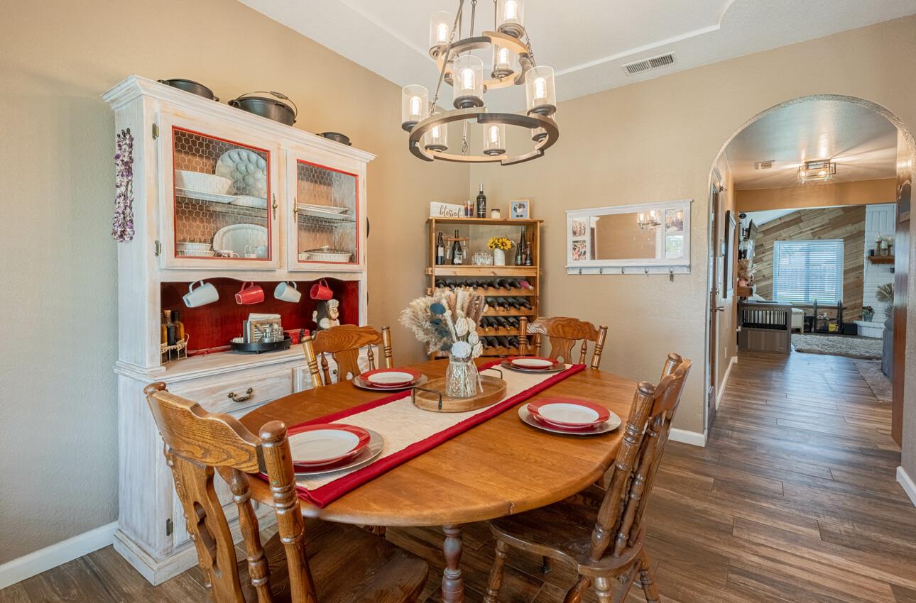 Detail Gallery Image 12 of 49 For 26891 Fonda Ave, Madera,  CA 93638 - 3 Beds | 2 Baths