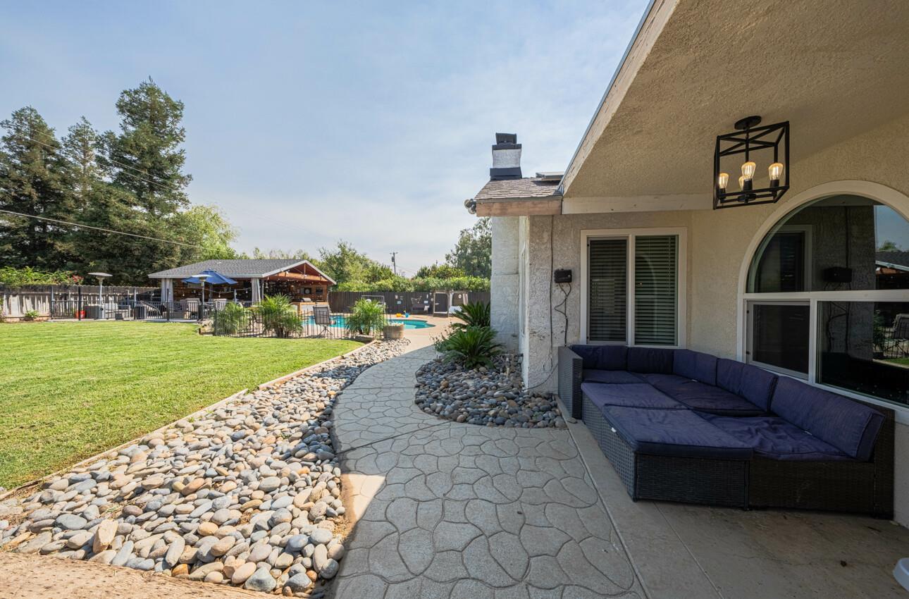 Detail Gallery Image 23 of 49 For 26891 Fonda Ave, Madera,  CA 93638 - 3 Beds | 2 Baths