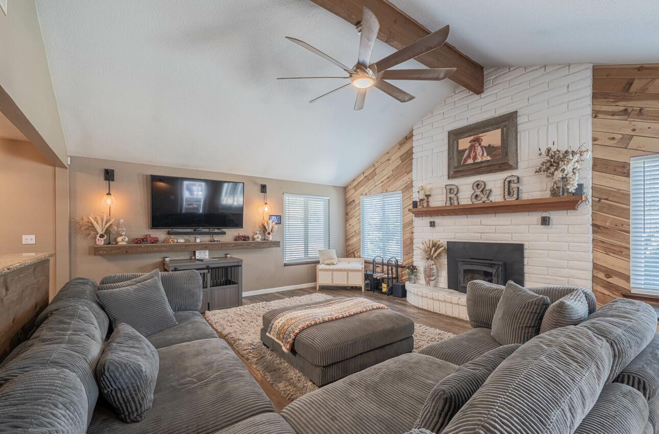 Detail Gallery Image 28 of 49 For 26891 Fonda Ave, Madera,  CA 93638 - 3 Beds | 2 Baths