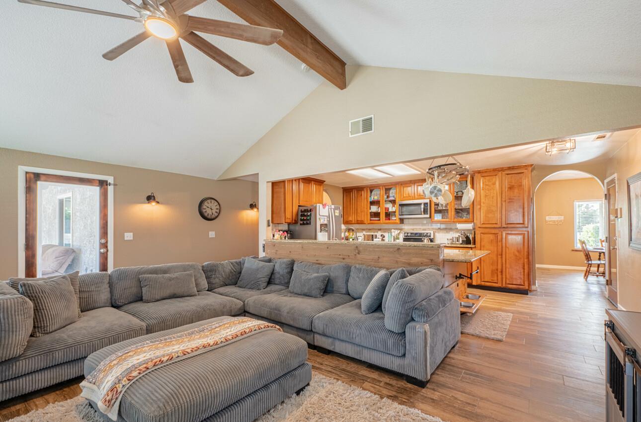 Detail Gallery Image 29 of 49 For 26891 Fonda Ave, Madera,  CA 93638 - 3 Beds | 2 Baths