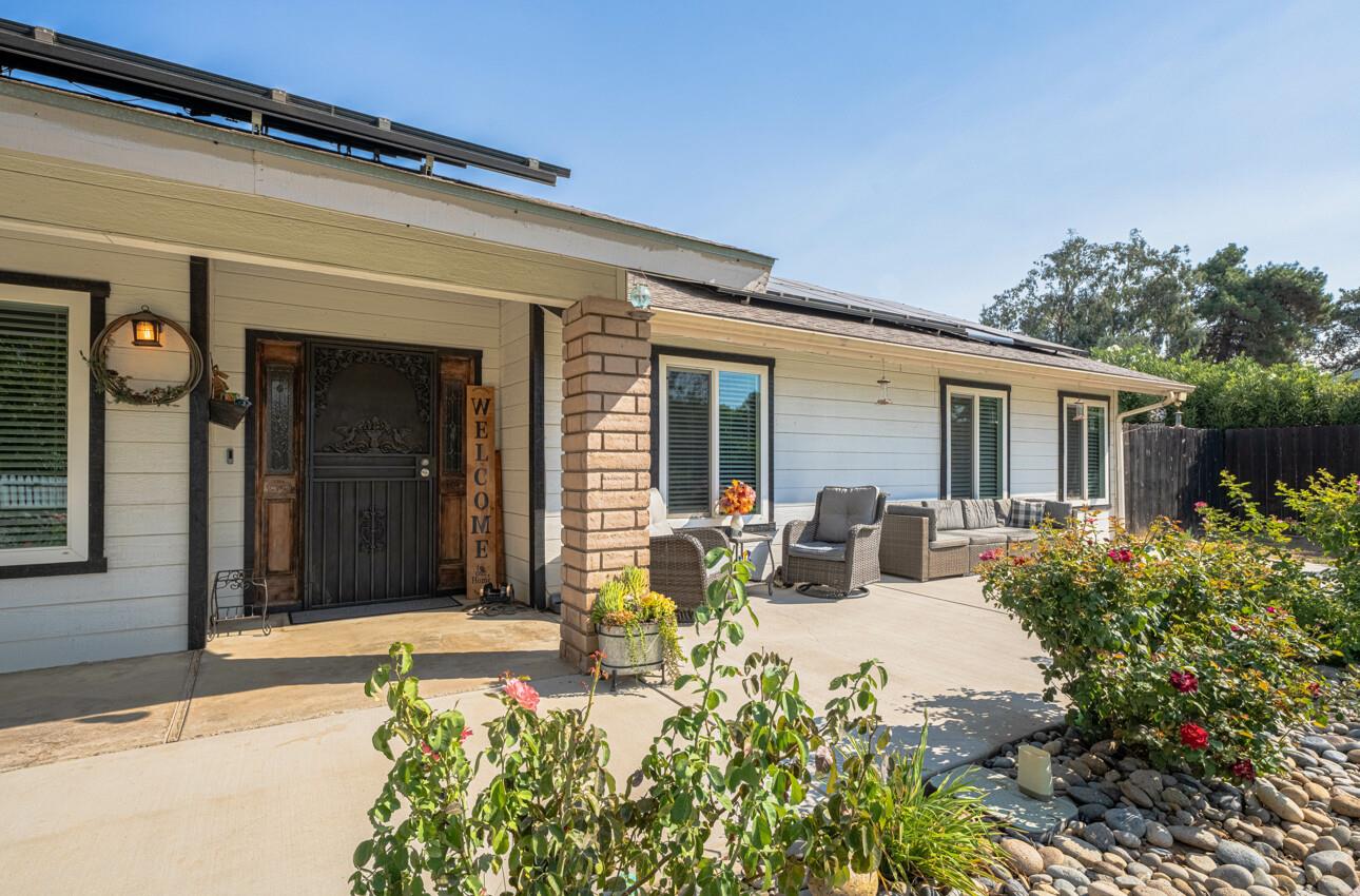 Detail Gallery Image 5 of 49 For 26891 Fonda Ave, Madera,  CA 93638 - 3 Beds | 2 Baths