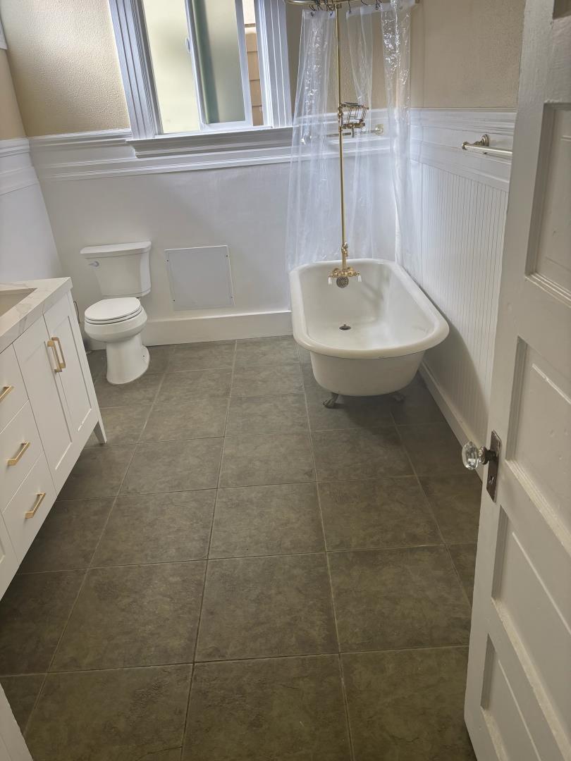 Detail Gallery Image 13 of 15 For 1661 Palou Ave, San Francisco,  CA 94124 - – Beds | – Baths