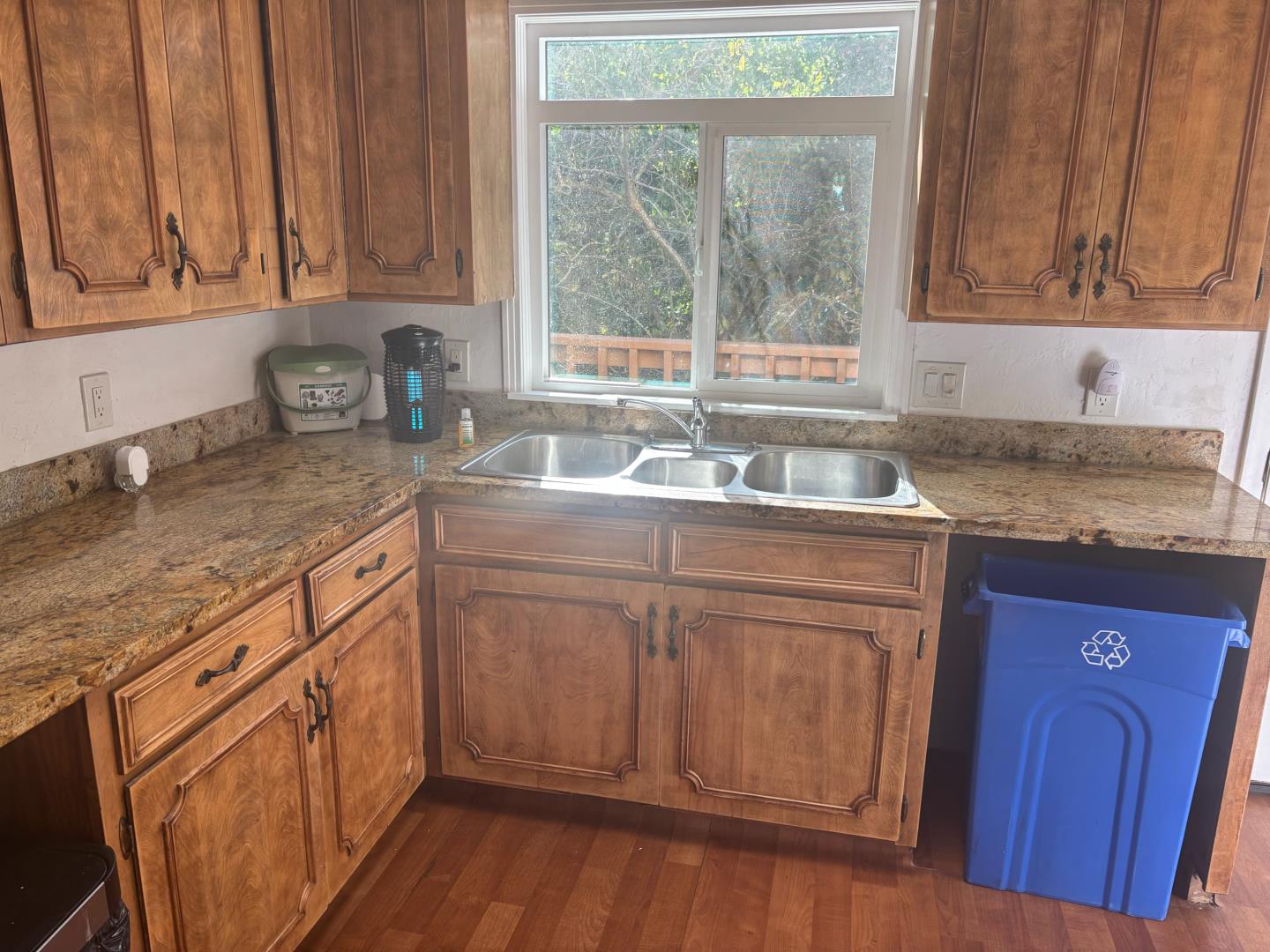 Detail Gallery Image 5 of 15 For 1661 Palou Ave, San Francisco,  CA 94124 - – Beds | – Baths