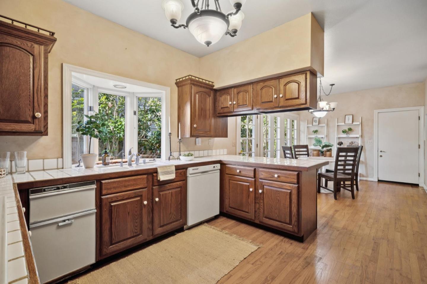 Detail Gallery Image 20 of 58 For 2830 14th Ave, Carmel,  CA 93923 - 3 Beds | 3 Baths