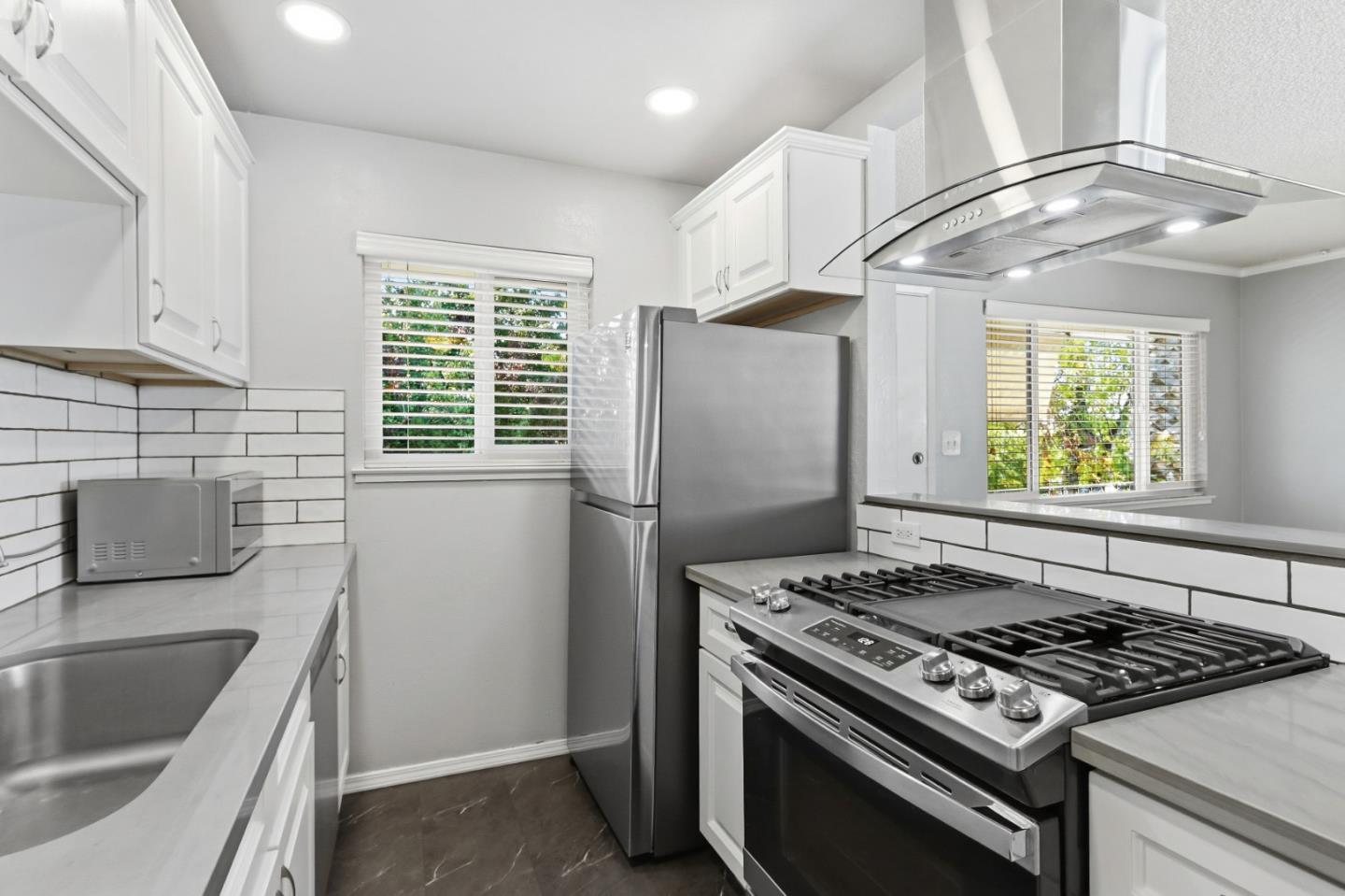 Detail Gallery Image 10 of 48 For 6261 Cavan Dr #4,  Citrus Heights,  CA 95621 - 2 Beds | 1 Baths