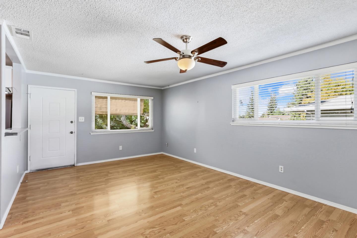 Detail Gallery Image 5 of 48 For 6261 Cavan Dr #4,  Citrus Heights,  CA 95621 - 2 Beds | 1 Baths