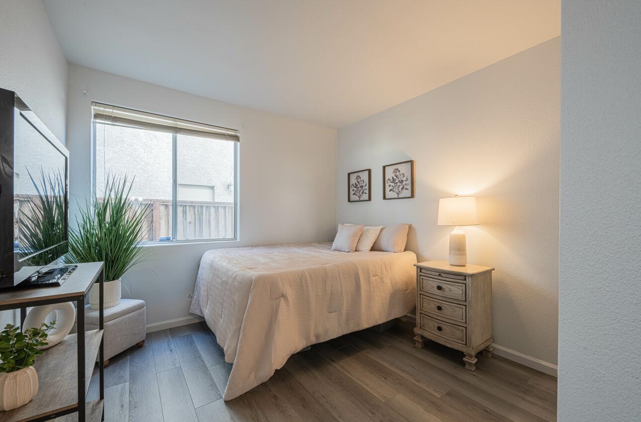 Detail Gallery Image 18 of 42 For 327 Rhine Ct, Salinas,  CA 93906 - 4 Beds | 3 Baths