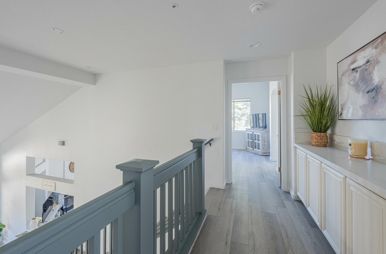 Detail Gallery Image 25 of 42 For 327 Rhine Ct, Salinas,  CA 93906 - 4 Beds | 3 Baths