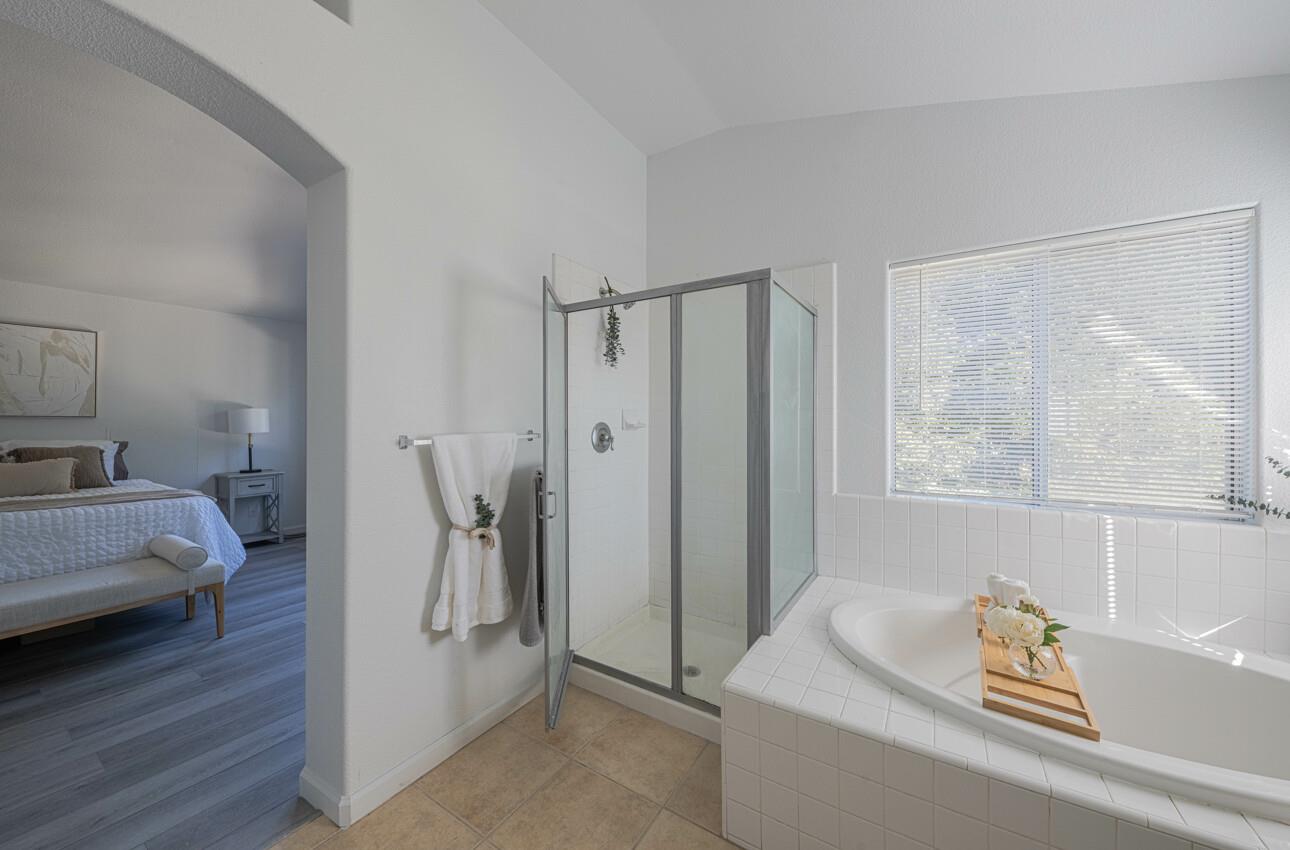 Detail Gallery Image 31 of 42 For 327 Rhine Ct, Salinas,  CA 93906 - 4 Beds | 3 Baths