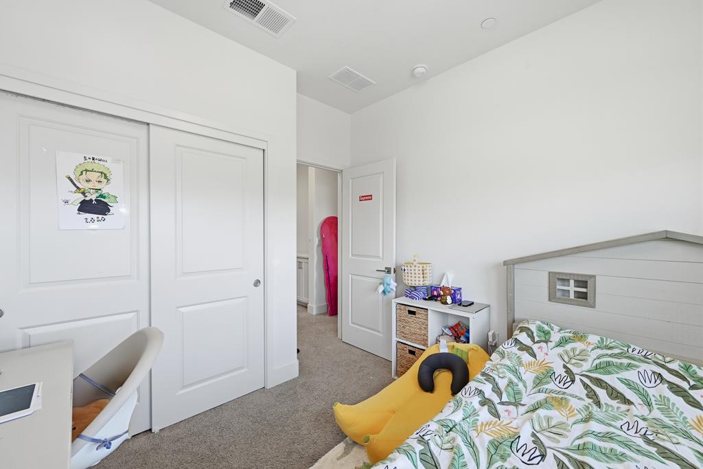 Detail Gallery Image 19 of 62 For 28983 Ashwell Ave, Hayward,  CA 94544 - 4 Beds | 3/1 Baths