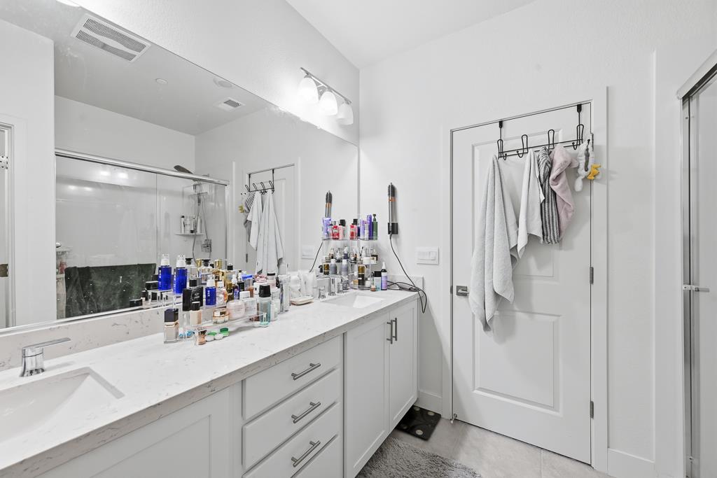 Detail Gallery Image 26 of 62 For 28983 Ashwell Ave, Hayward,  CA 94544 - 4 Beds | 3/1 Baths