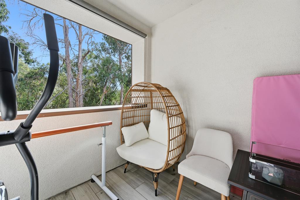 Detail Gallery Image 8 of 62 For 28983 Ashwell Ave, Hayward,  CA 94544 - 4 Beds | 3/1 Baths