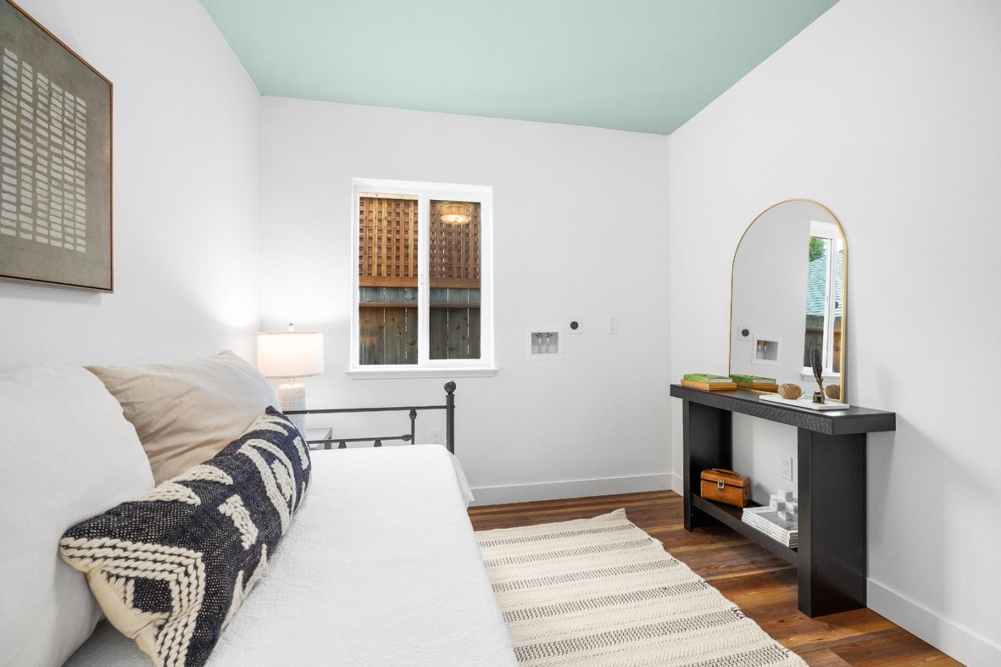 Detail Gallery Image 14 of 45 For 526 S Branciforte Ave, Santa Cruz,  CA 95062 - 4 Beds | 2/1 Baths