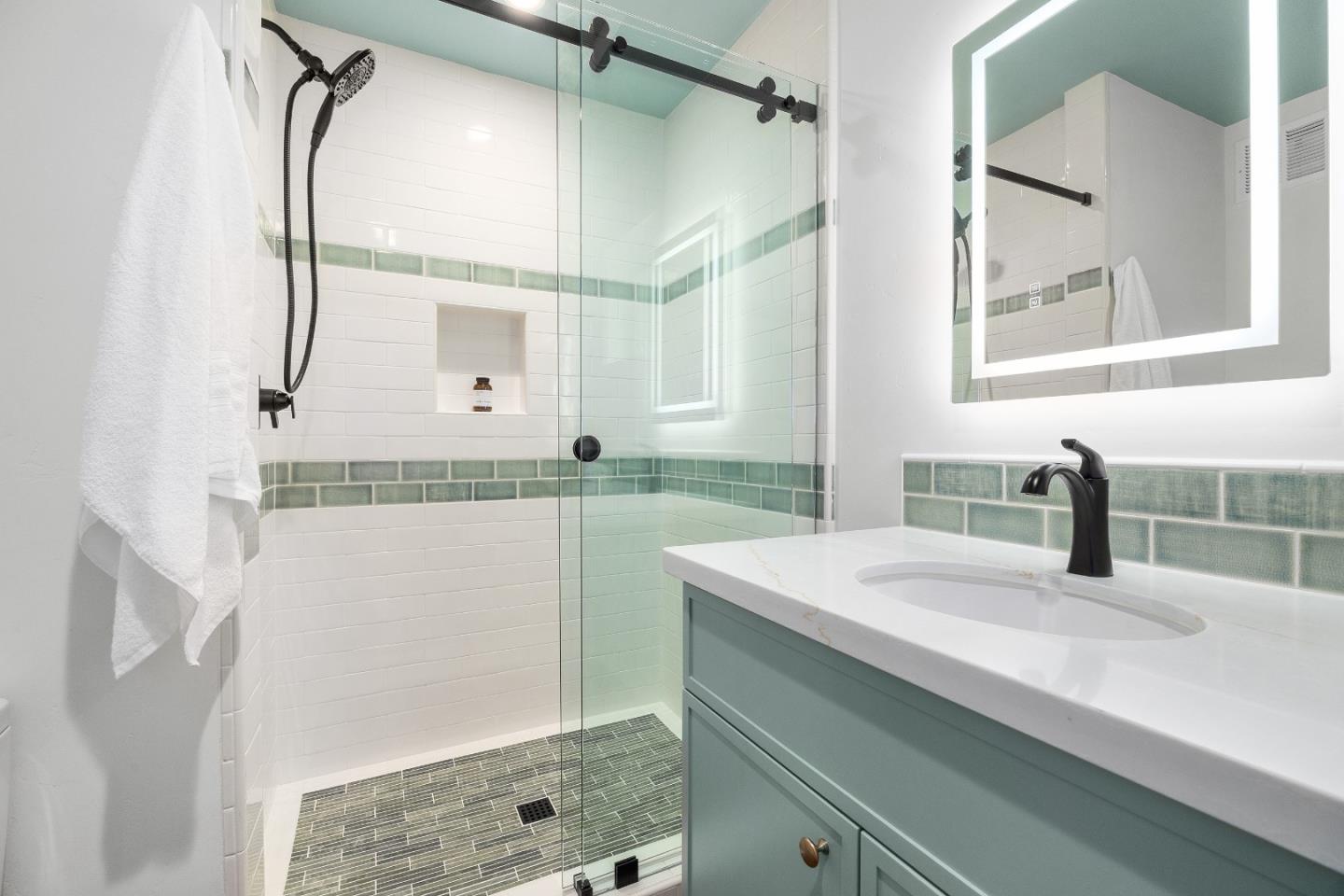 Detail Gallery Image 15 of 45 For 526 S Branciforte Ave, Santa Cruz,  CA 95062 - 4 Beds | 2/1 Baths