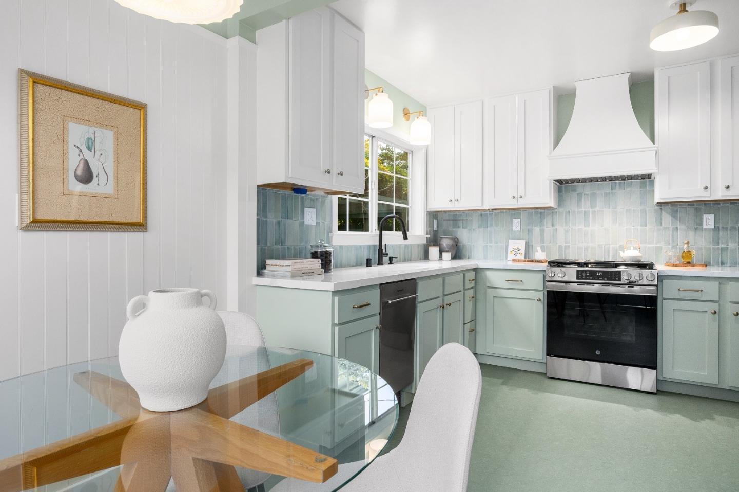 Detail Gallery Image 33 of 45 For 526 S Branciforte Ave, Santa Cruz,  CA 95062 - 4 Beds | 2/1 Baths