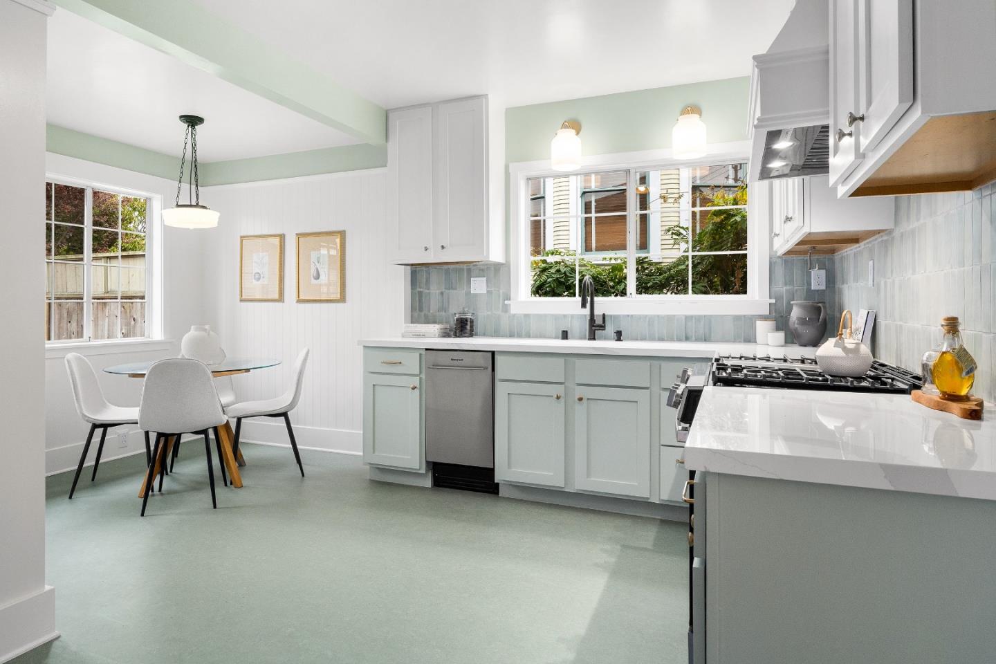 Detail Gallery Image 35 of 45 For 526 S Branciforte Ave, Santa Cruz,  CA 95062 - 4 Beds | 2/1 Baths