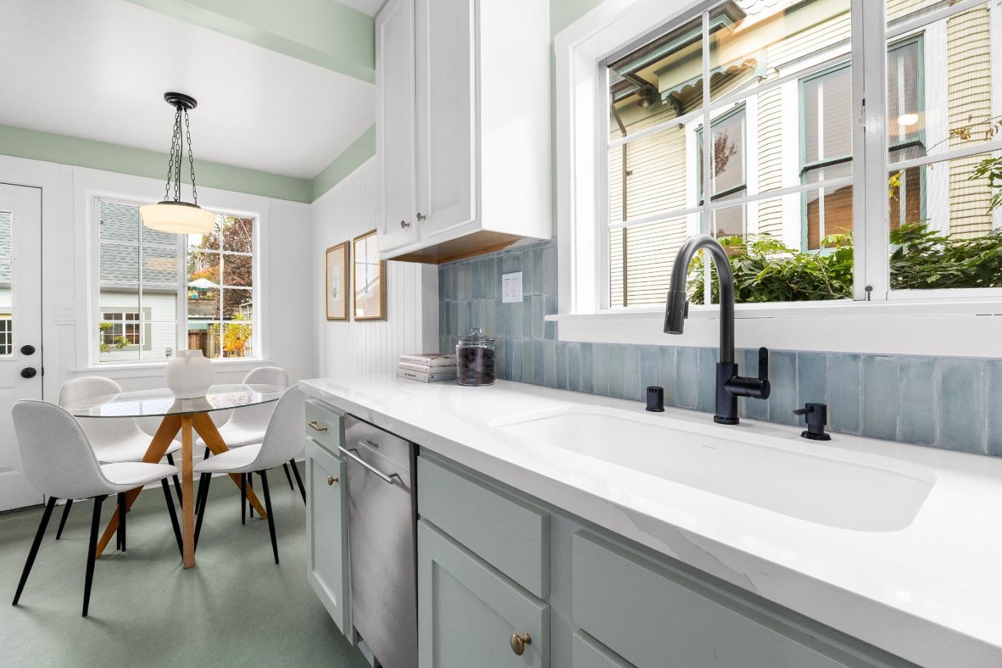 Detail Gallery Image 38 of 45 For 526 S Branciforte Ave, Santa Cruz,  CA 95062 - 4 Beds | 2/1 Baths