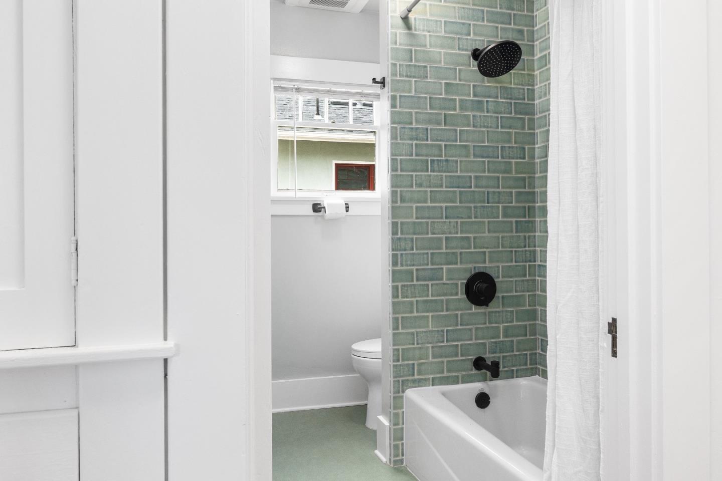 Detail Gallery Image 41 of 45 For 526 S Branciforte Ave, Santa Cruz,  CA 95062 - 4 Beds | 2/1 Baths