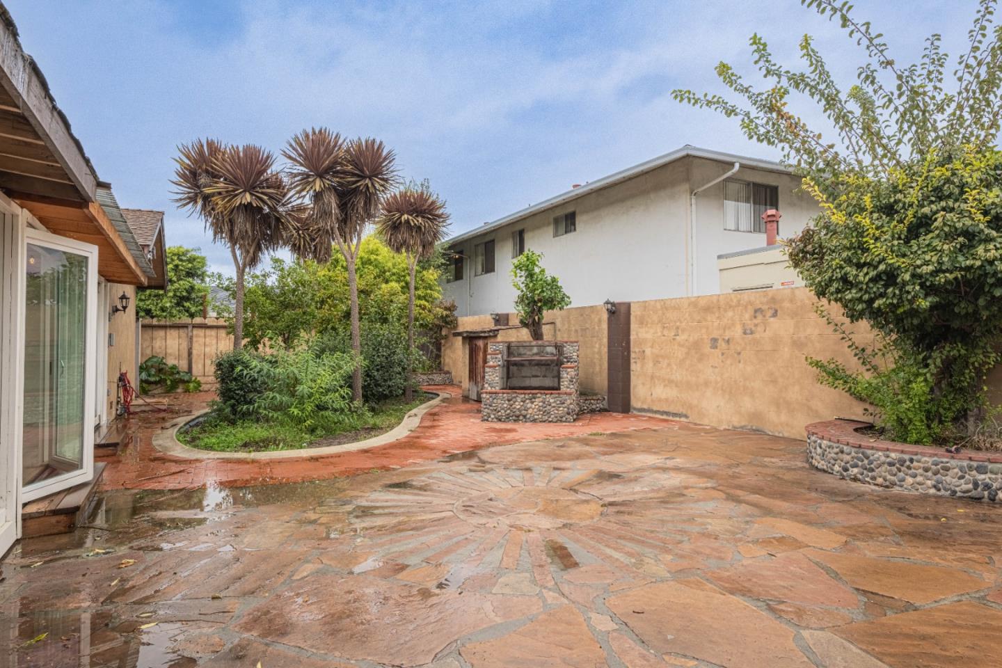 Detail Gallery Image 19 of 39 For 119 San Jose St, Salinas,  CA 93901 - 3 Beds | 2/1 Baths