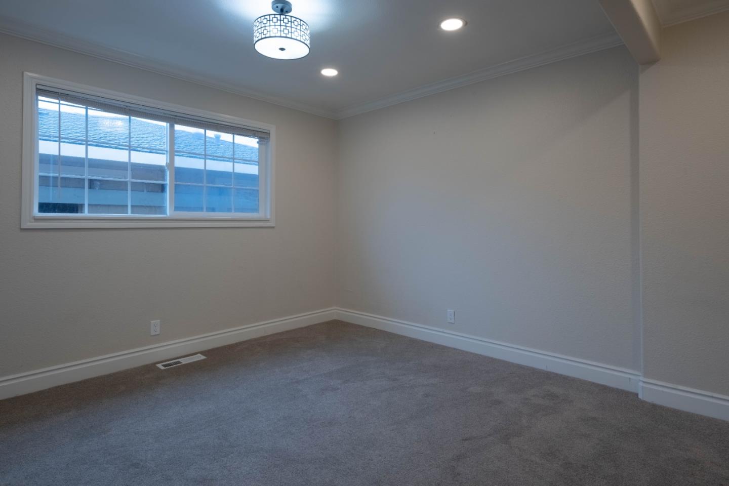 Detail Gallery Image 28 of 39 For 119 San Jose St, Salinas,  CA 93901 - 3 Beds | 2/1 Baths