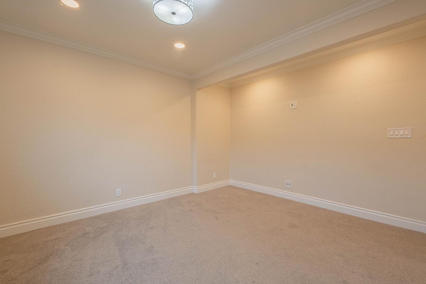 Detail Gallery Image 30 of 39 For 119 San Jose St, Salinas,  CA 93901 - 3 Beds | 2/1 Baths
