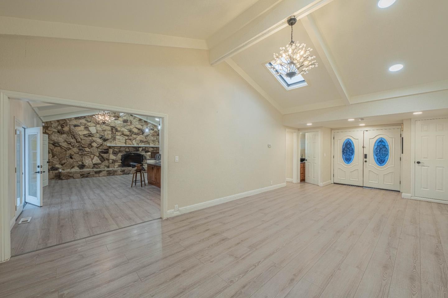 Detail Gallery Image 6 of 39 For 119 San Jose St, Salinas,  CA 93901 - 3 Beds | 2/1 Baths